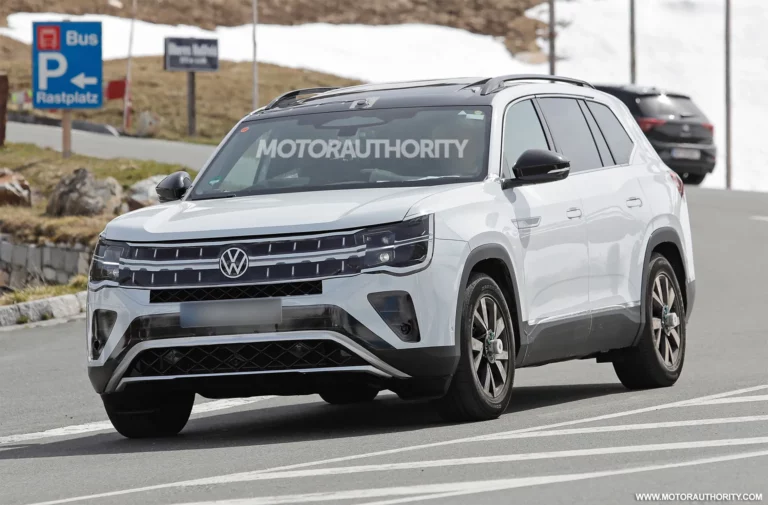 2026 VW Atlas Cross: Performance, Design, and Technology Unveiled