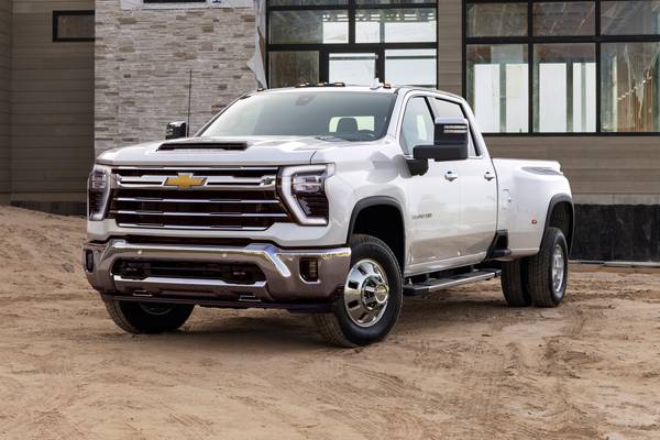 2026 Chevrolet Silverado 3500HD: Price, Features, and Performance Preview